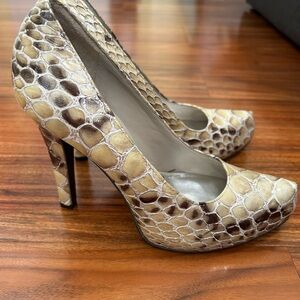 Shoes in great condition, worn twice, size 7